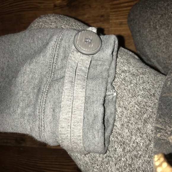 Gray jacket - Picture 6 of 7